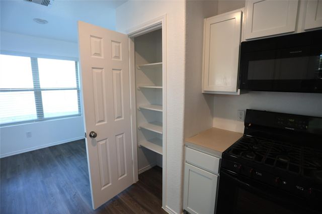 1603 Oleander Greens Drive, Conroe, TX 77301