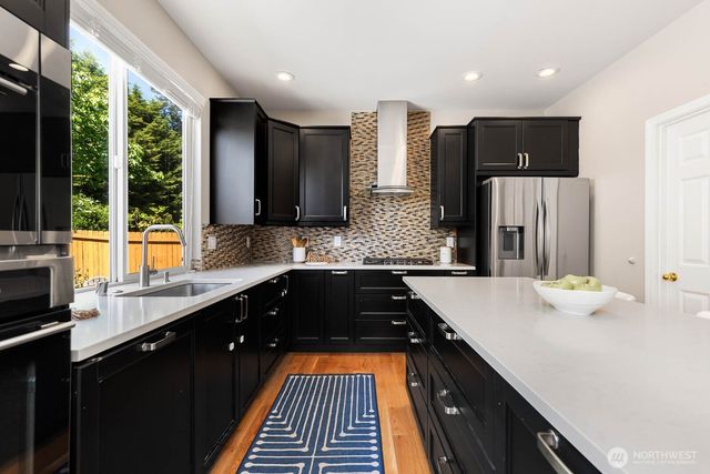 517 Pasco Place NE, Renton, WA 98059