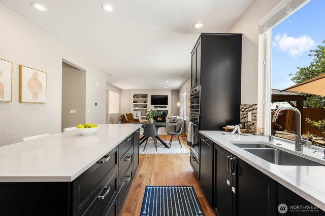 517 Pasco Place NE, Renton, WA 98059