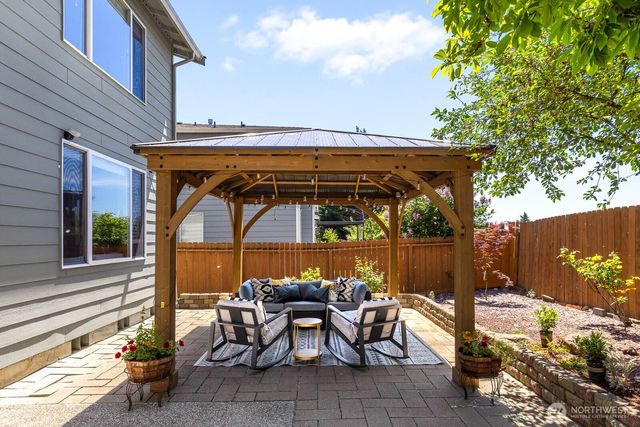 517 Pasco Place NE, Renton, WA 98059
