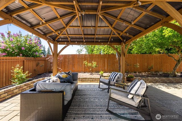 517 Pasco Place NE, Renton, WA 98059