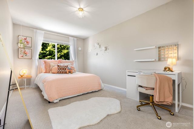 517 Pasco Place NE, Renton, WA 98059