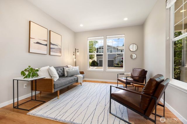517 Pasco Place NE, Renton, WA 98059