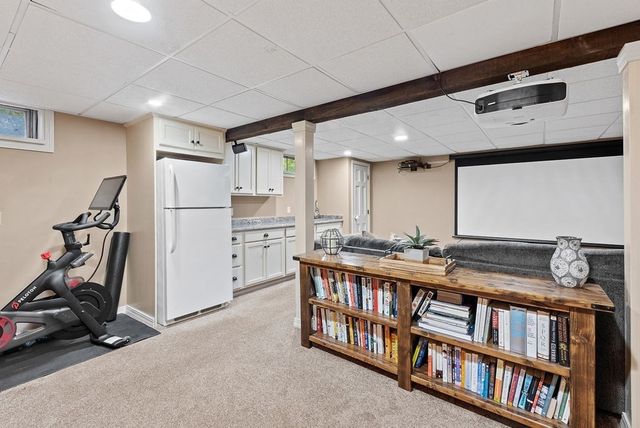 12 Essex St, Mansfield, MA 02048