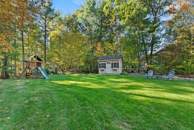 12 Essex St, Mansfield, MA 02048