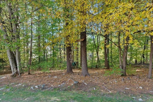 12 Essex St, Mansfield, MA 02048