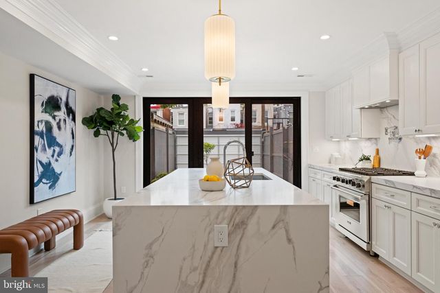 533 6TH ST SE, Washington, DC 20003