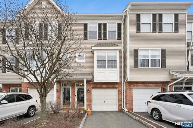 55 Greenbrook Drive, Bloomfield, NJ 07003