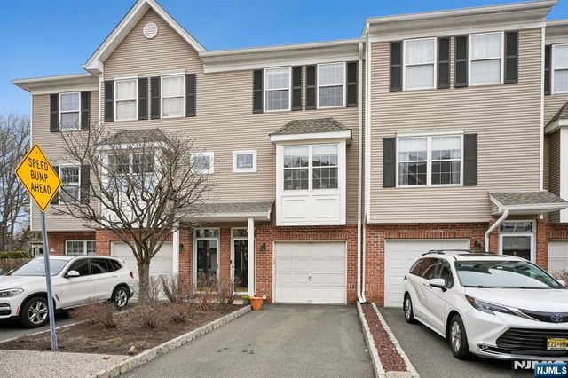 55 Greenbrook Drive, Bloomfield, NJ 07003