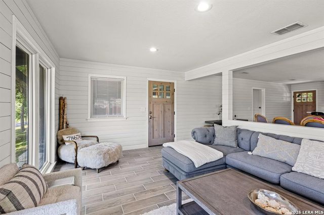 810 RIVER RD, Wimberley, TX 78676