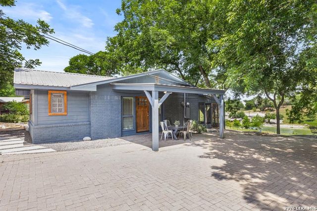 810 RIVER RD, Wimberley, TX 78676