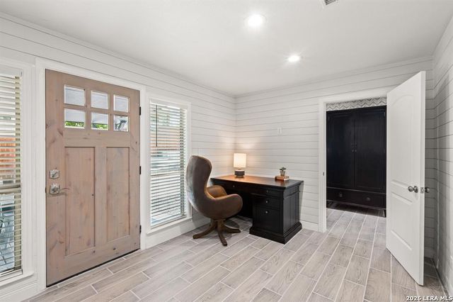 810 RIVER RD, Wimberley, TX 78676