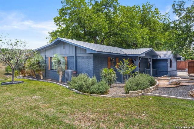 810 RIVER RD, Wimberley, TX 78676