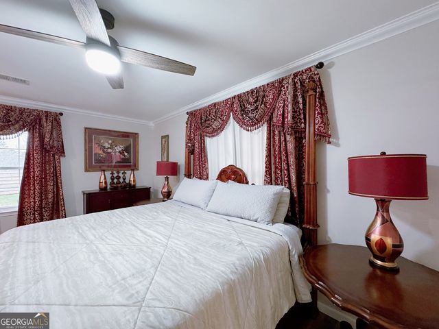 10 Gum Branch Circle, Hartwell, GA 30643