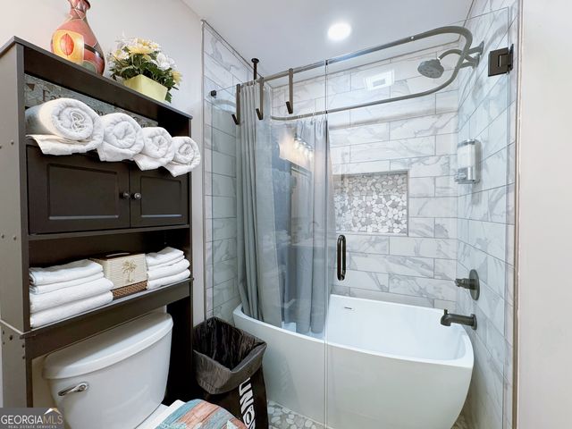 10 Gum Branch Circle, Hartwell, GA 30643