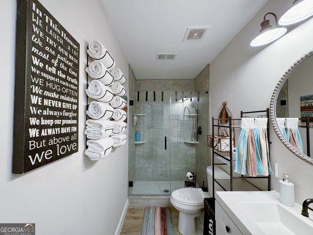 10 Gum Branch Circle, Hartwell, GA 30643