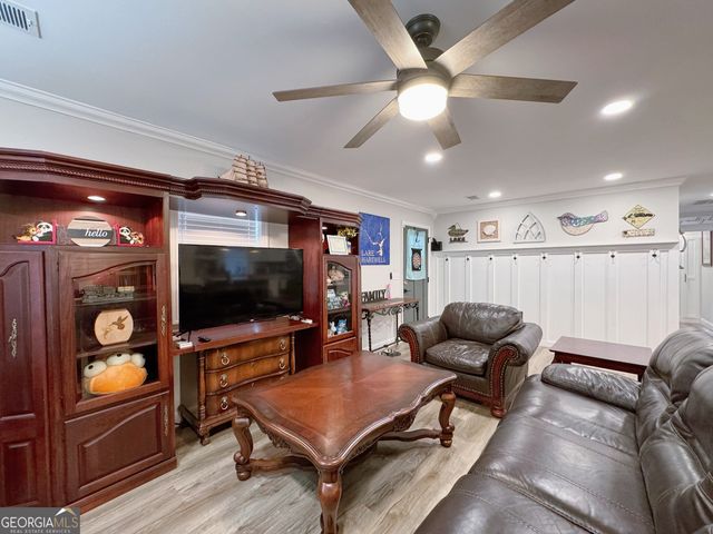 10 Gum Branch Circle, Hartwell, GA 30643