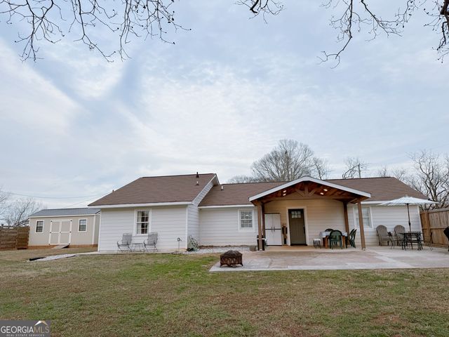 10 Gum Branch Circle, Hartwell, GA 30643