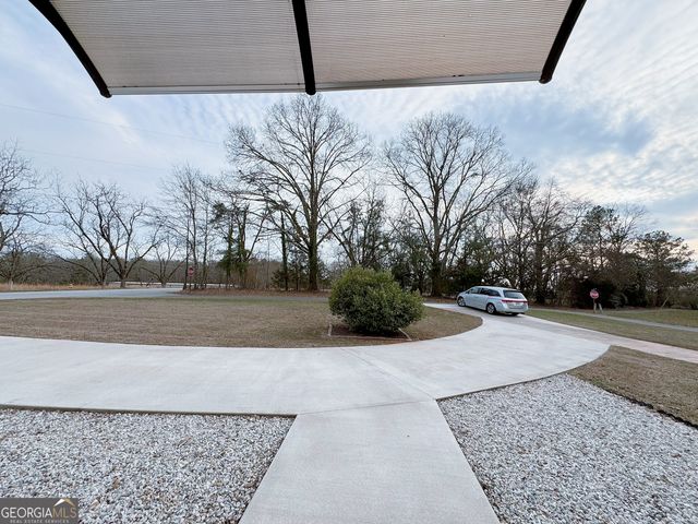 10 Gum Branch Circle, Hartwell, GA 30643