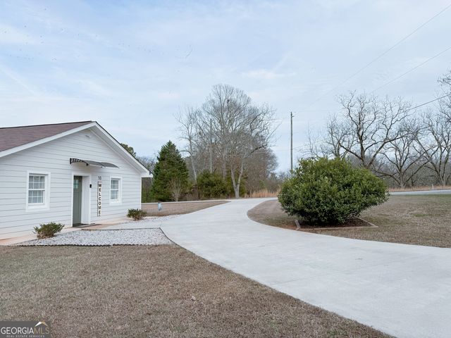 10 Gum Branch Circle, Hartwell, GA 30643