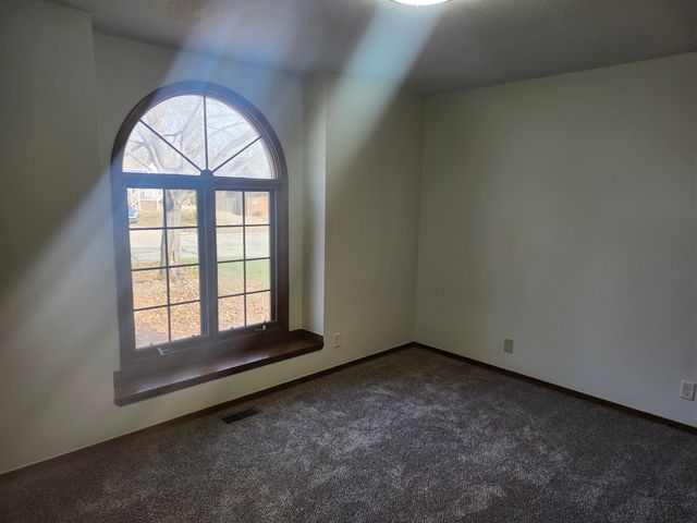 11709 W Jennie St, Wichita, KS 67212