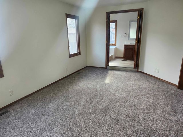 11709 W Jennie St, Wichita, KS 67212