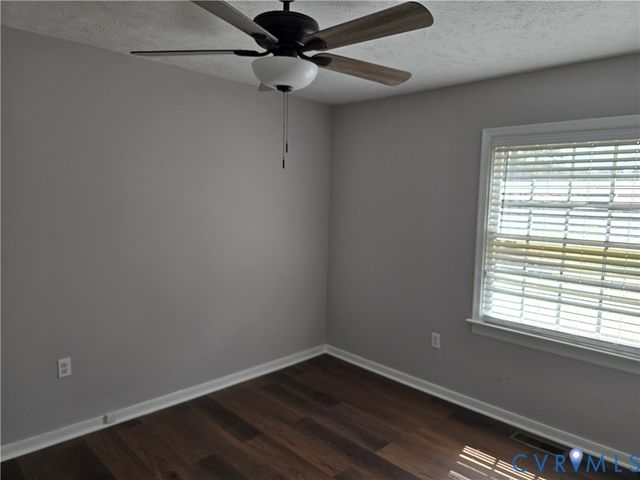 419 Airycrest Dr, Henrico, VA 23075