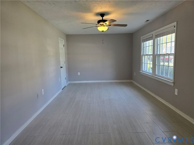 419 Airycrest Dr, Henrico, VA 23075