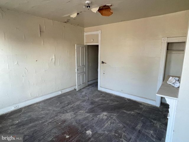 1927 PENROSE AVE, Baltimore, MD 21223