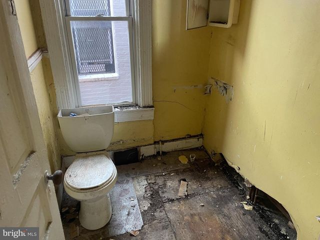 1927 PENROSE AVE, Baltimore, MD 21223