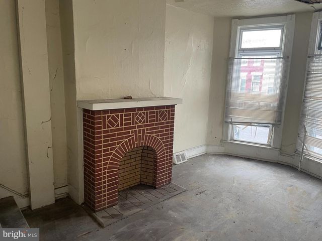 1927 PENROSE AVE, Baltimore, MD 21223