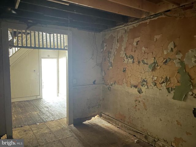 1927 PENROSE AVE, Baltimore, MD 21223