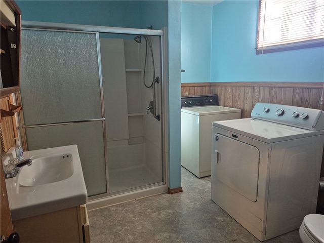 1537 Poplar St, South Greensburg Boro, PA 15601