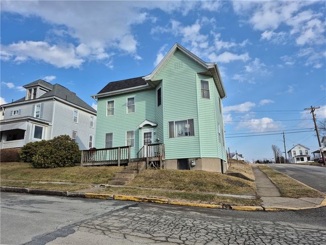 1537 Poplar St, South Greensburg Boro, PA 15601