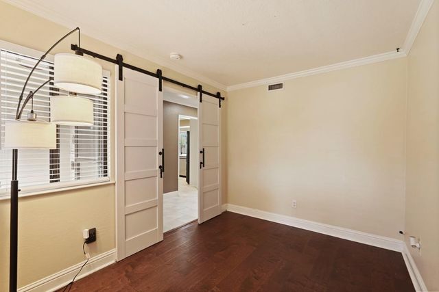 6441 Rexford Way, Carmichael, CA 95608