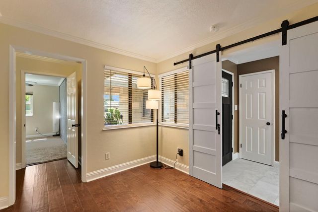 6441 Rexford Way, Carmichael, CA 95608