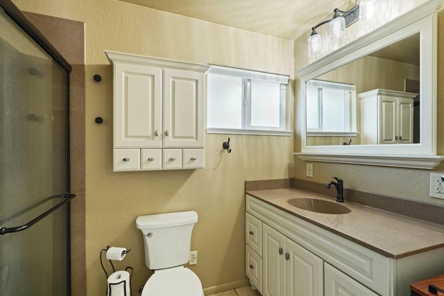 6441 Rexford Way, Carmichael, CA 95608