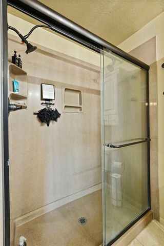 6441 Rexford Way, Carmichael, CA 95608