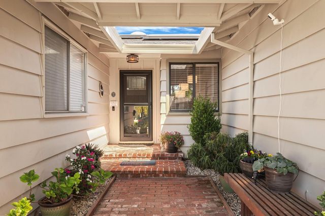 6441 Rexford Way, Carmichael, CA 95608