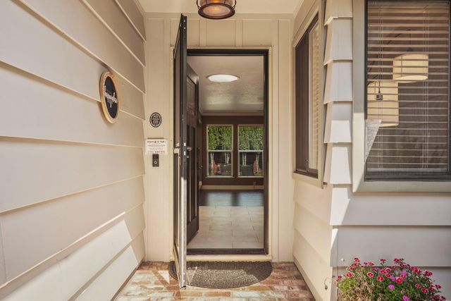 6441 Rexford Way, Carmichael, CA 95608