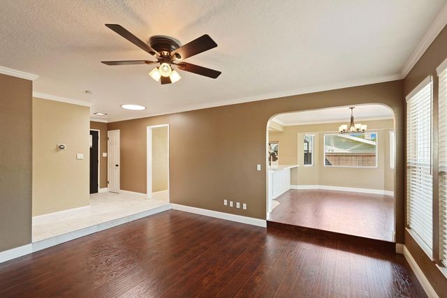 6441 Rexford Way, Carmichael, CA 95608