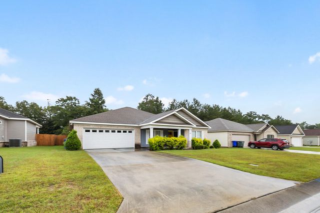 513 Birchwood Lane, Dothan, AL 36301