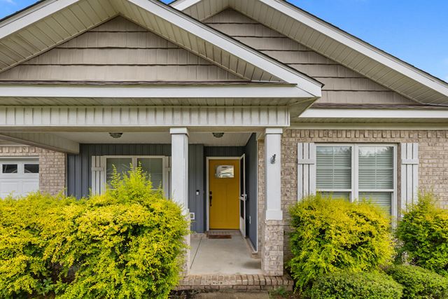 513 Birchwood Lane, Dothan, AL 36301