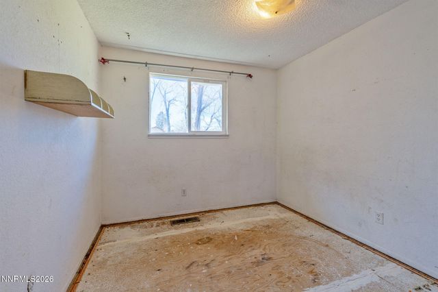 1316 Continental Drive, Carson City, NV 89701