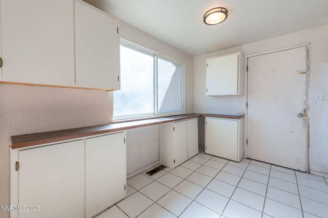 1316 Continental Drive, Carson City, NV 89701