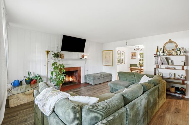 2835 Hart Street, Dyer, IN 46311
