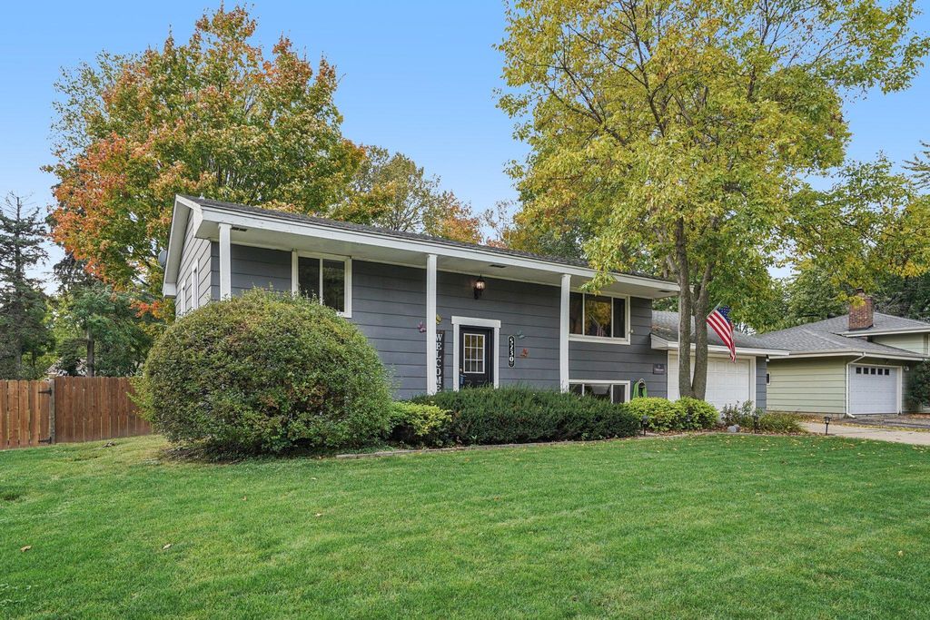 5230 Lincoln Street NE, Fridley, MN 55421 — photo 2