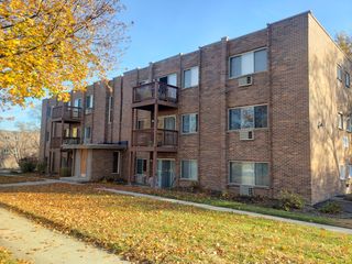 717 Strom Drive 3A, West Dundee, IL 60118