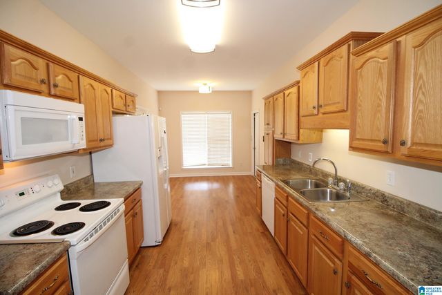 5513 LEIGHAVEN WAY, Pinson, AL 35126