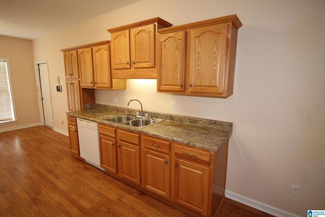5513 LEIGHAVEN WAY, Pinson, AL 35126